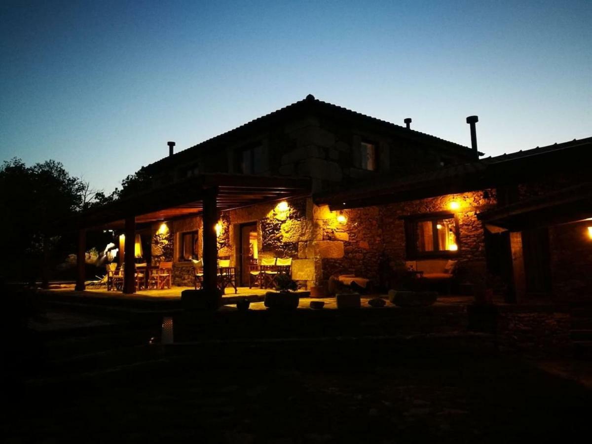 Quinta Dos Morangueiros Villa Armamar Exterior photo